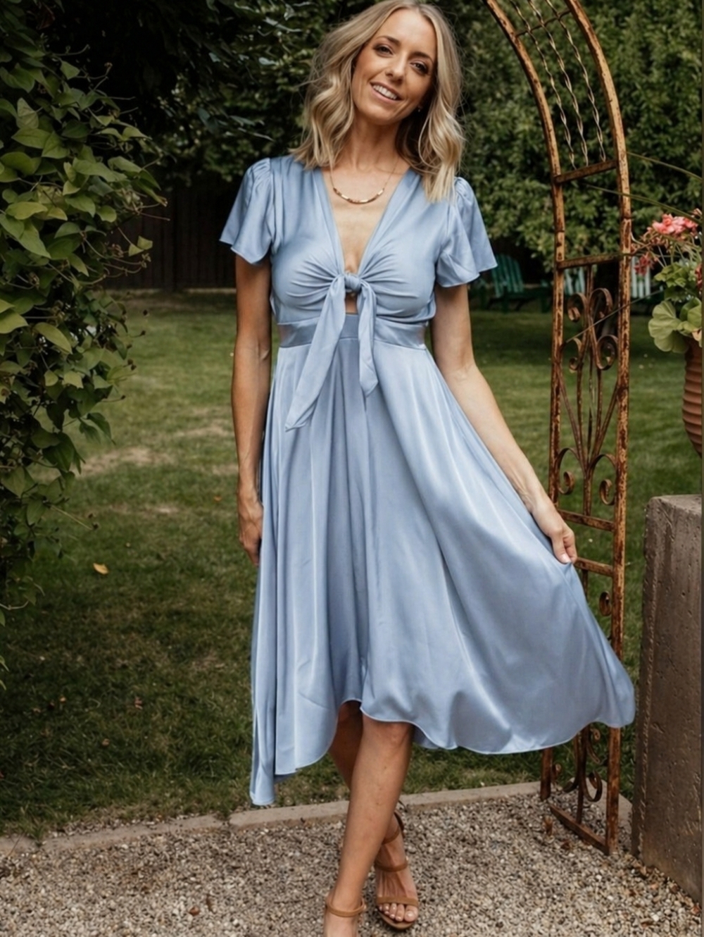Baltic Born💙NWOT Pretty Sky Blue Tie-Front Midi Dress with Flutter Sleeves Sz M